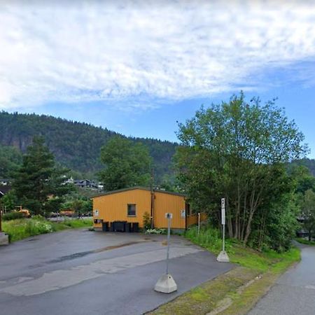 Hvalstad Hostel Asker Exterior foto